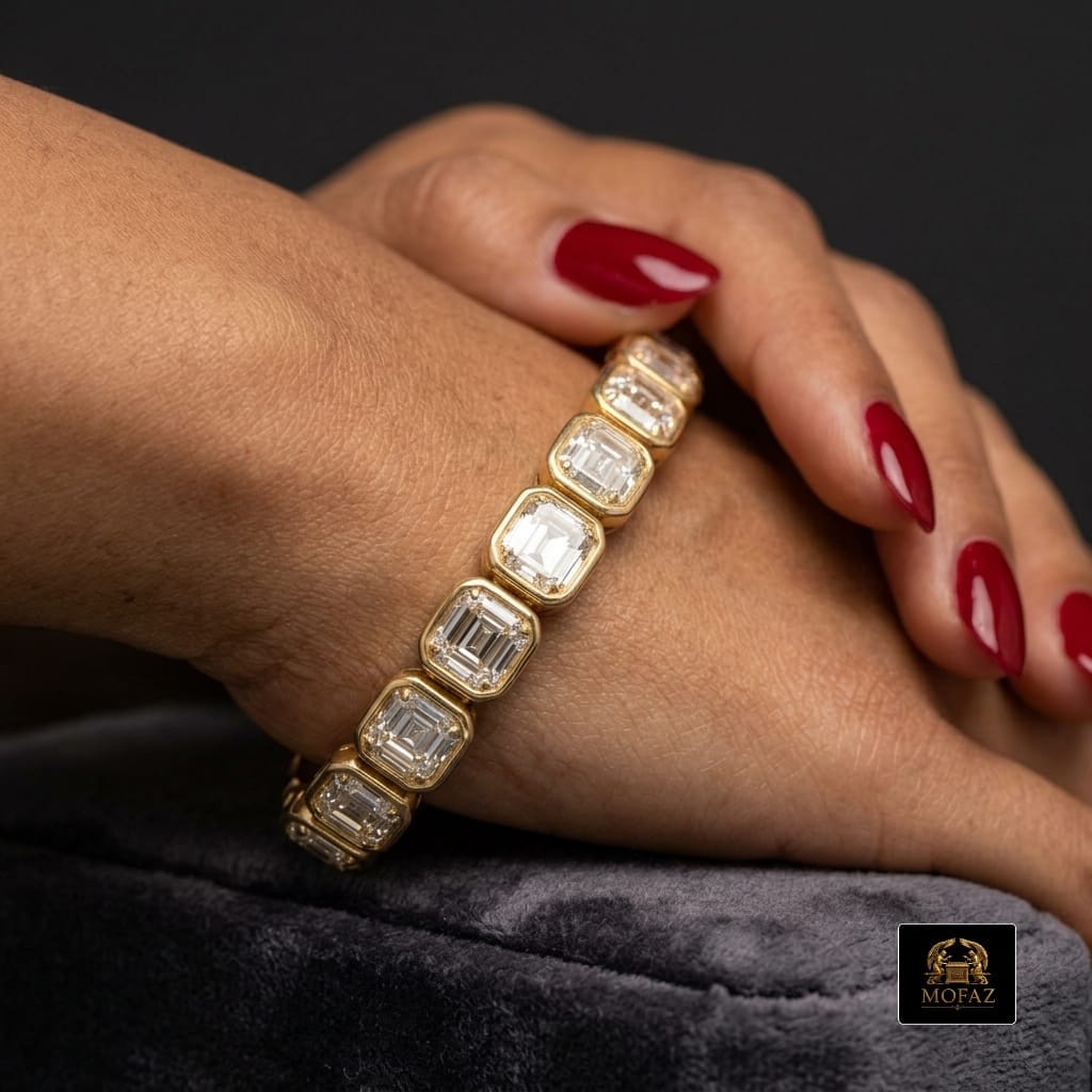 14k gold bracelet with natural emerald-cut diamonds