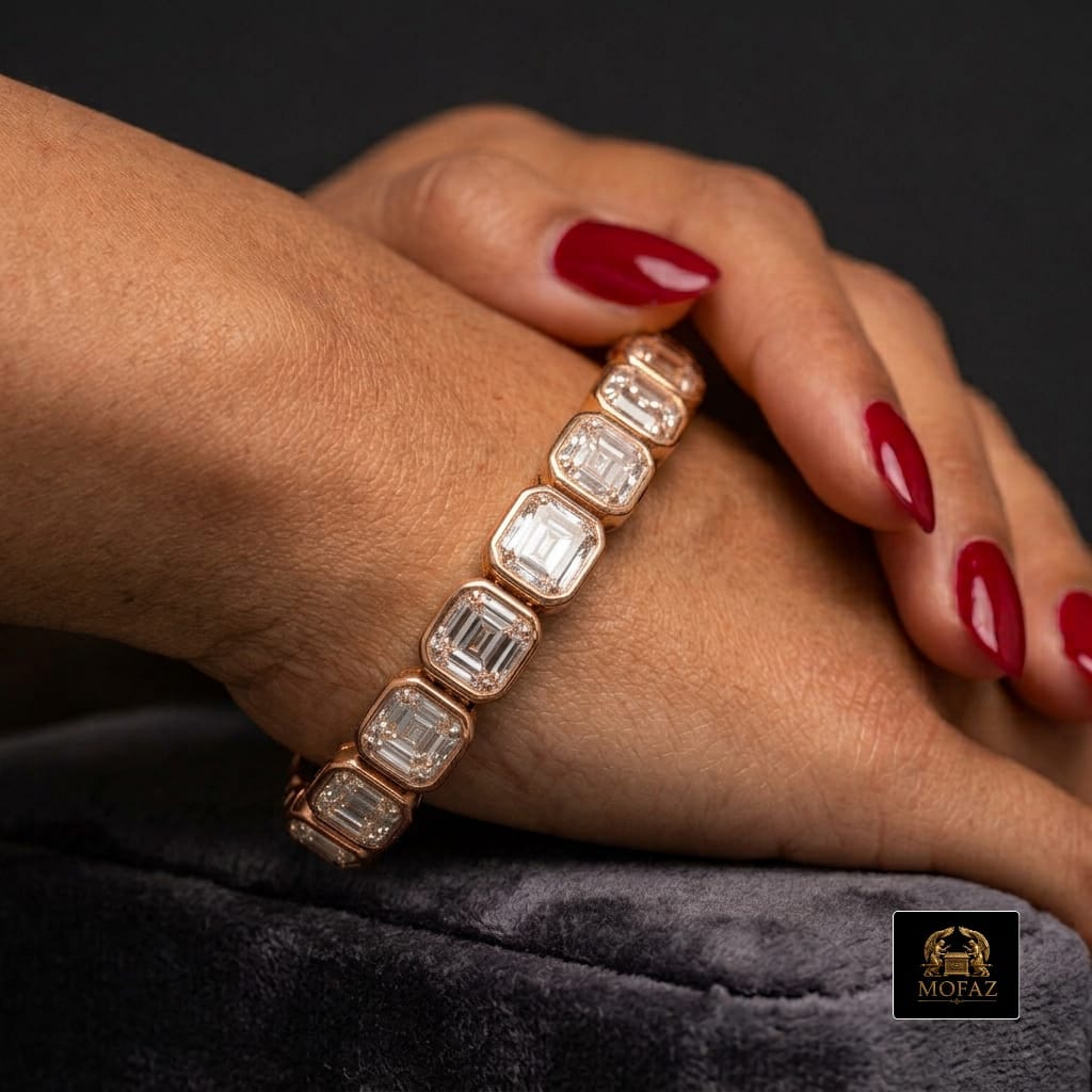 14k gold bracelet with natural emerald-cut diamonds